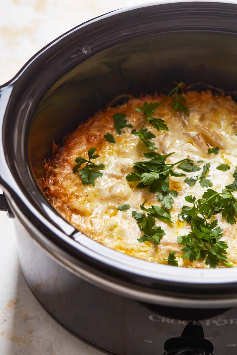 crockpot cheesy potatoes in slow cooker