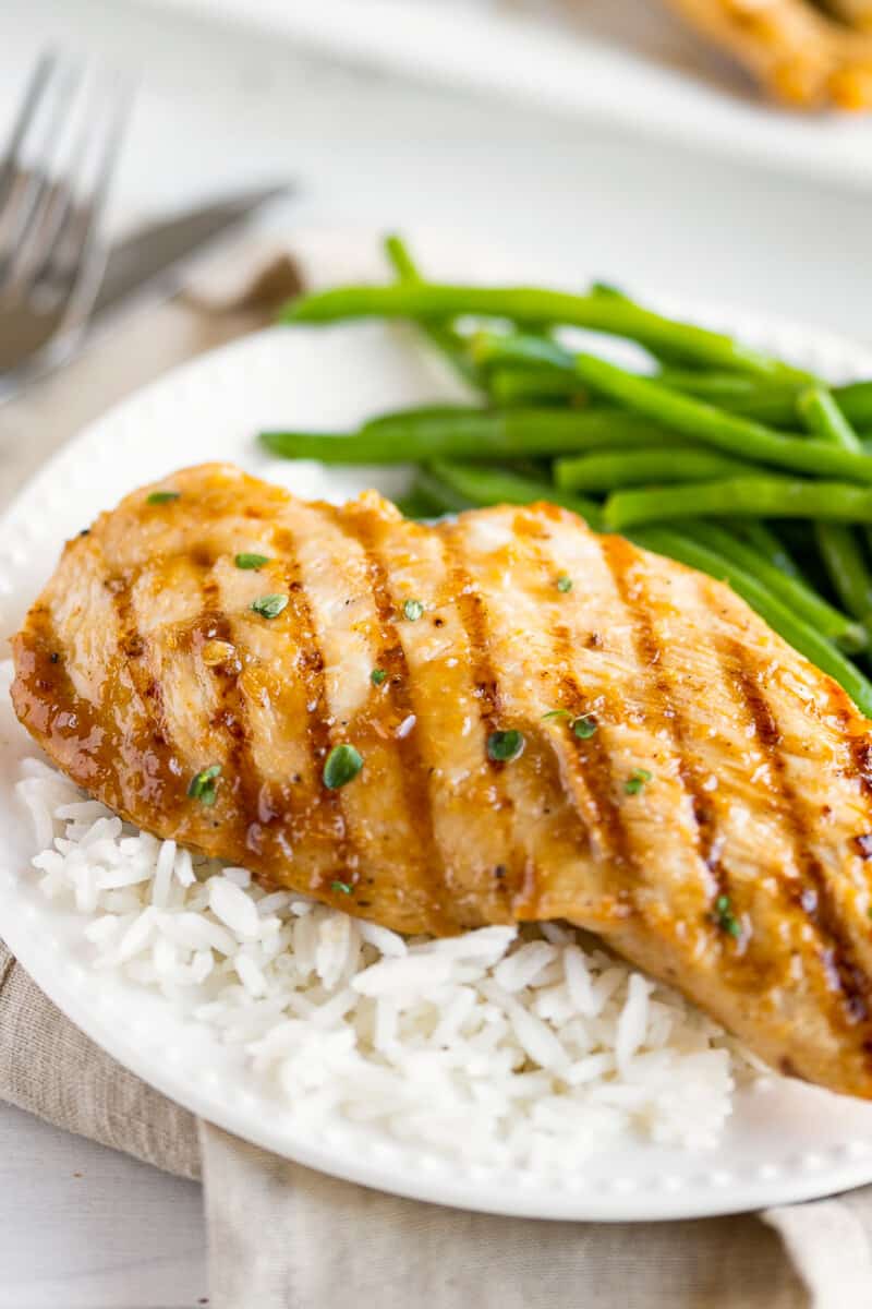 grilled teriyaki chicken with green beans and white rice