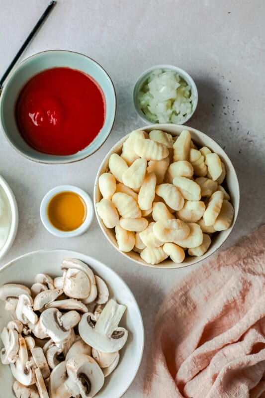 how to make cheesy baked gnocchi