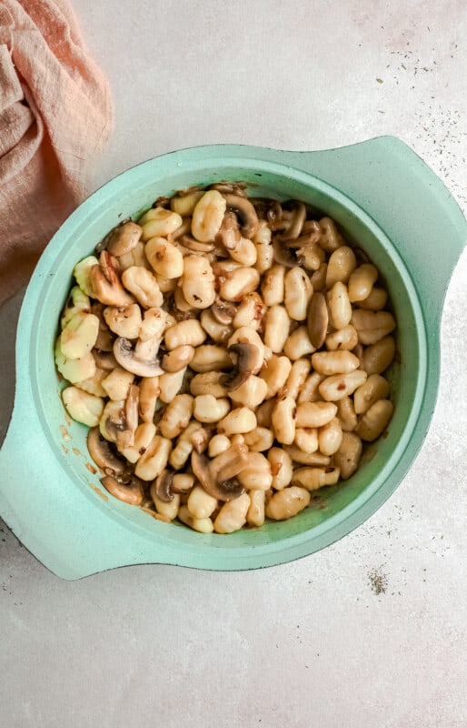 how to make cheesy baked gnocchi