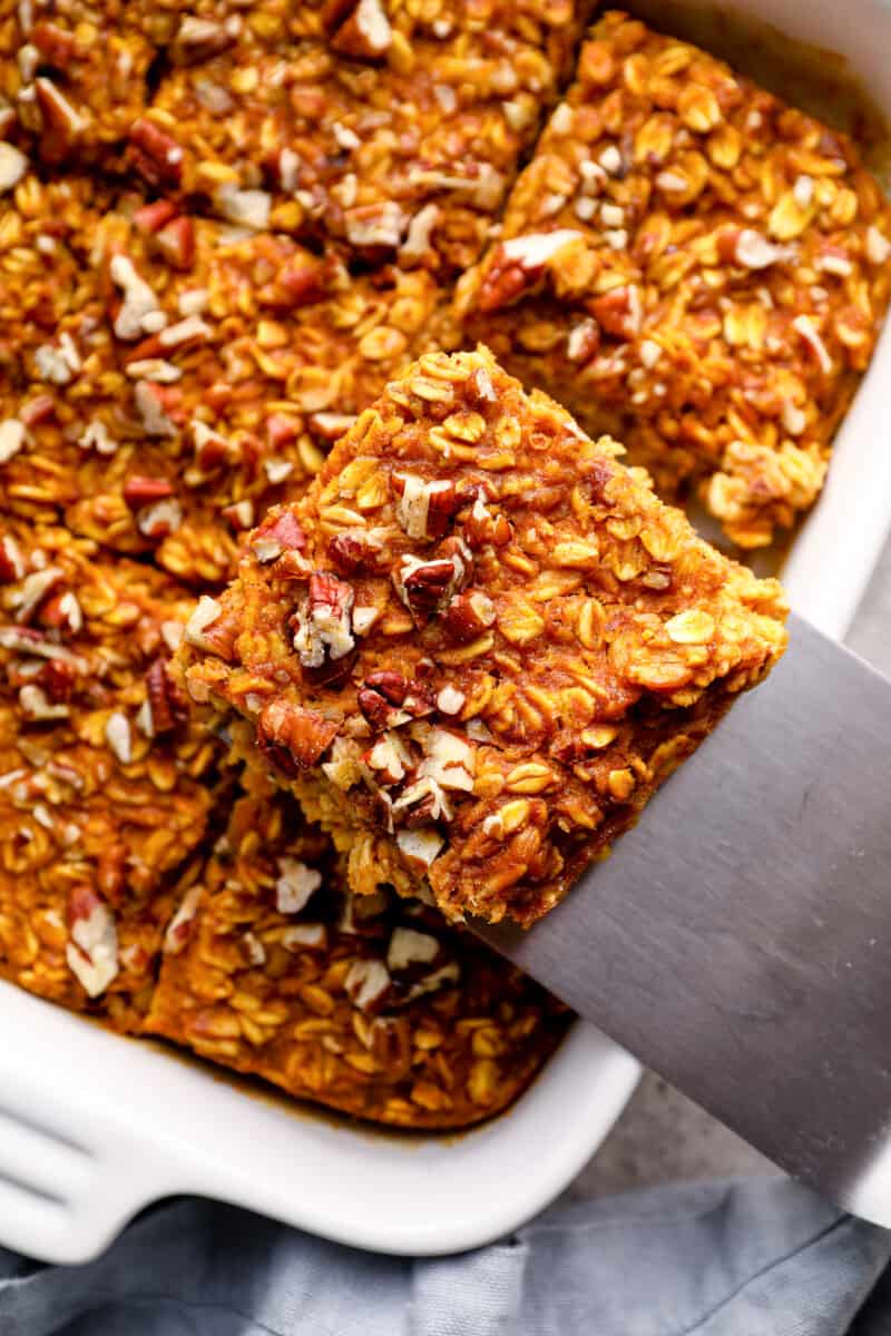 sliced of pumpkin pie baked oatmeal