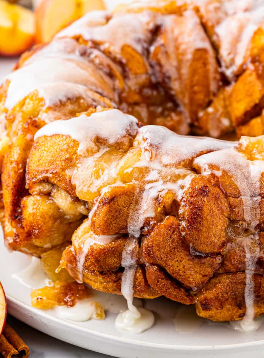 apple pie monkey bread on serving tray