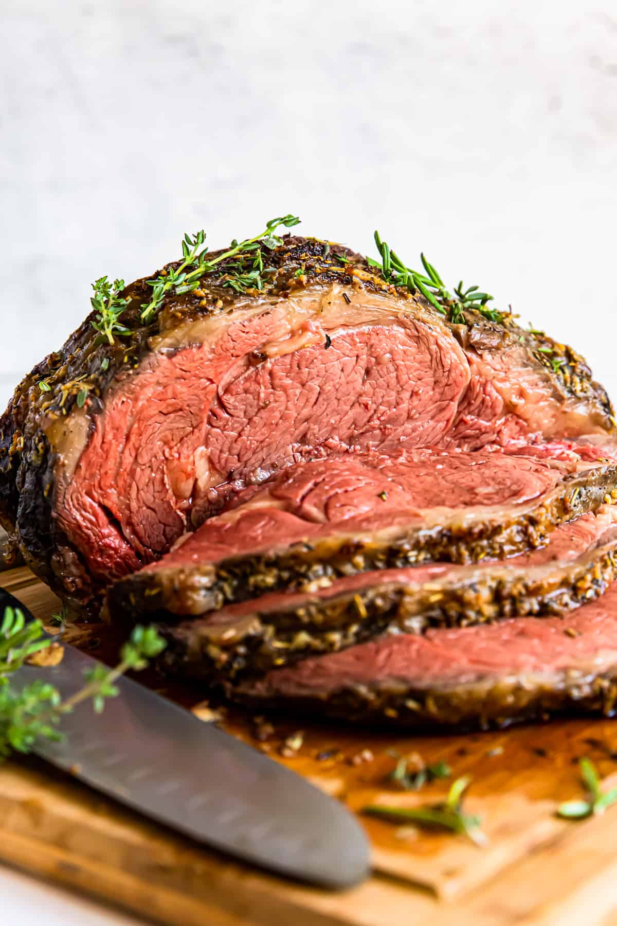 sliced garlic butter prime rib