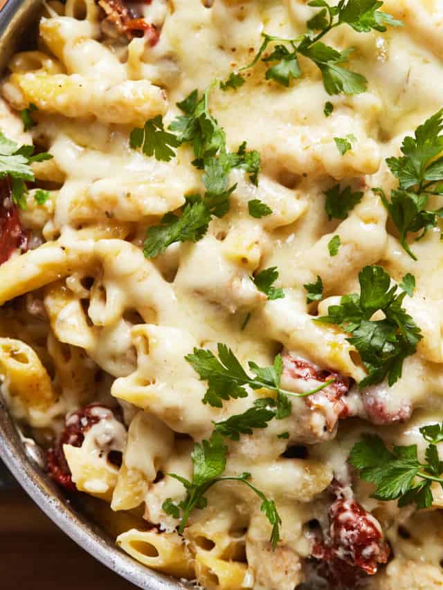 One Pot Chicken Alfredo - The Cookie Rookie®