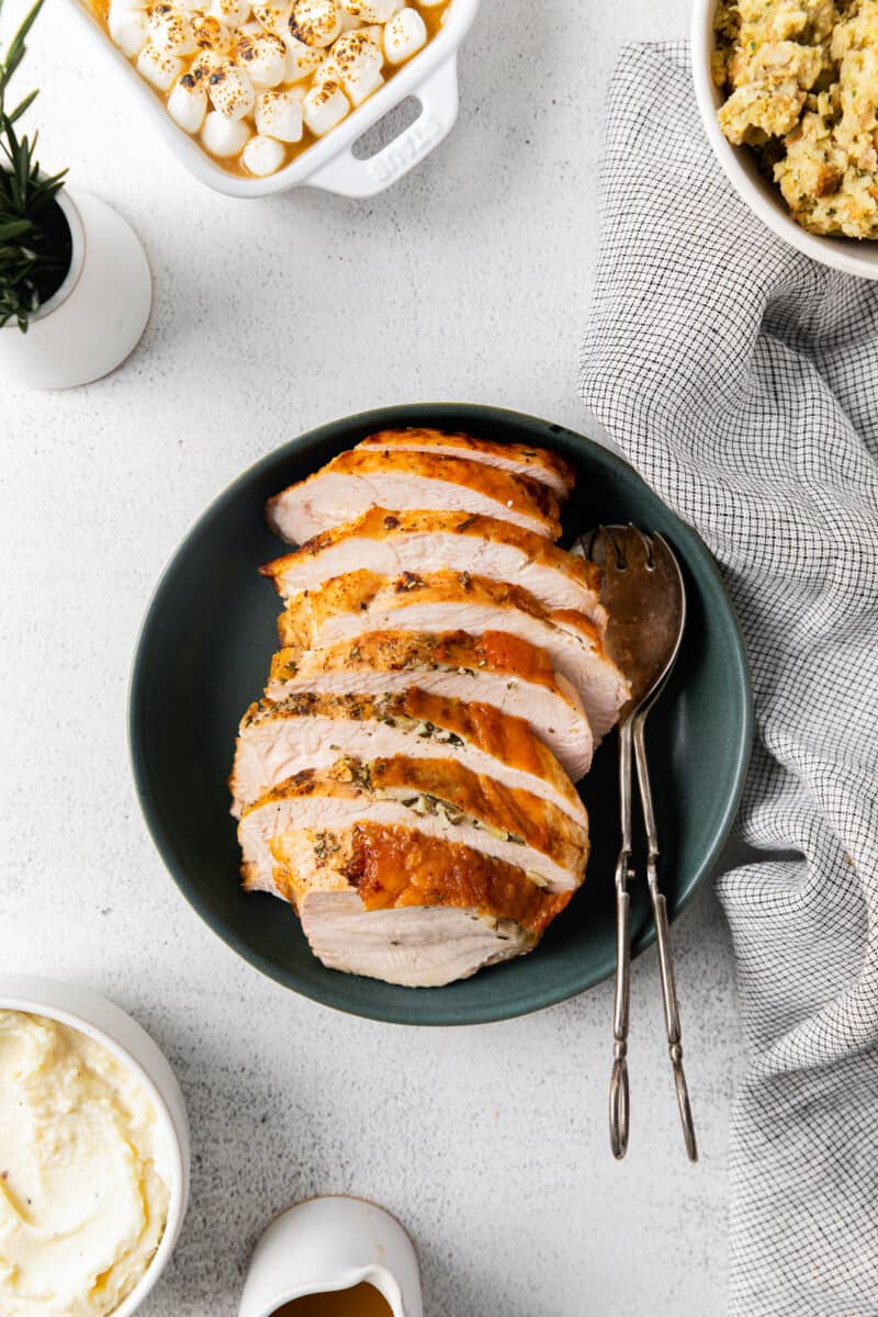 sliced turkey breast on a serving platter