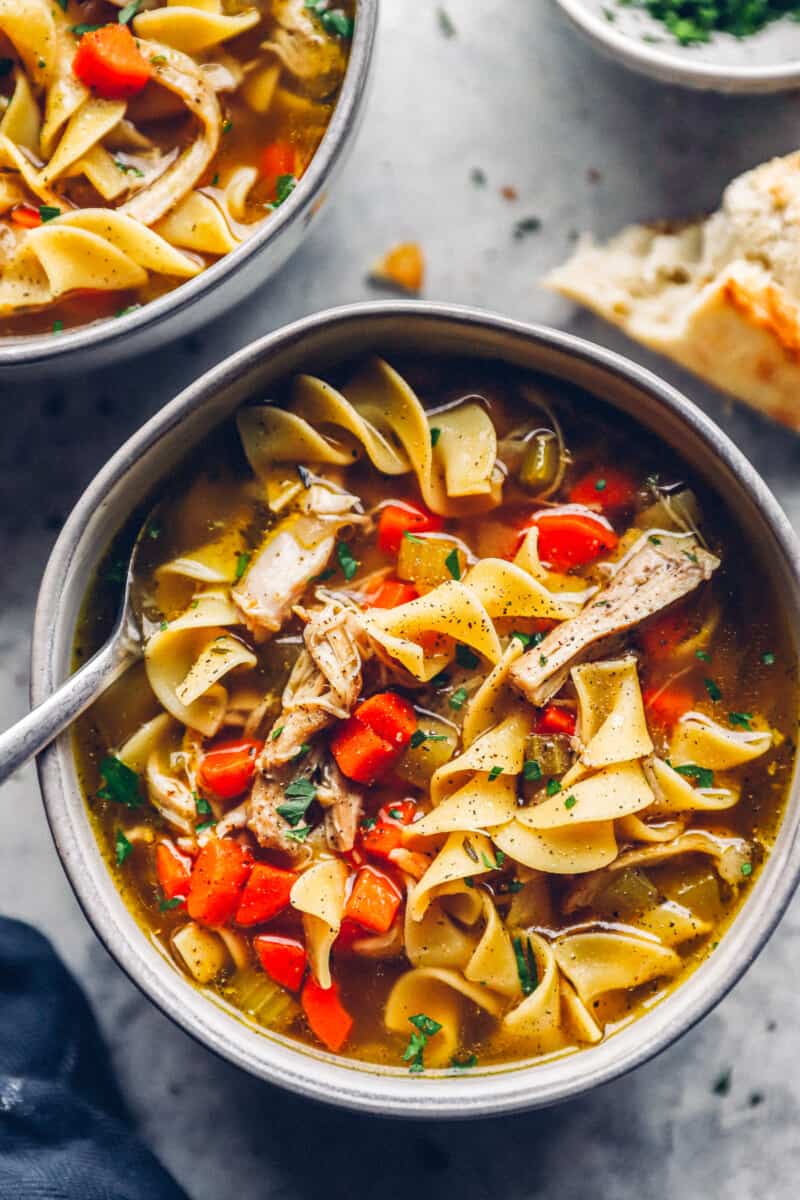 https://www.thecookierookie.com/wp-content/uploads/2021/11/instant-pot-chicken-noodle-soup-recipe-4-800x1200.jpg