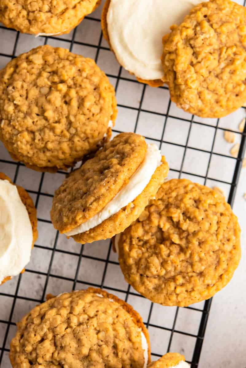 oatmeal cream pies