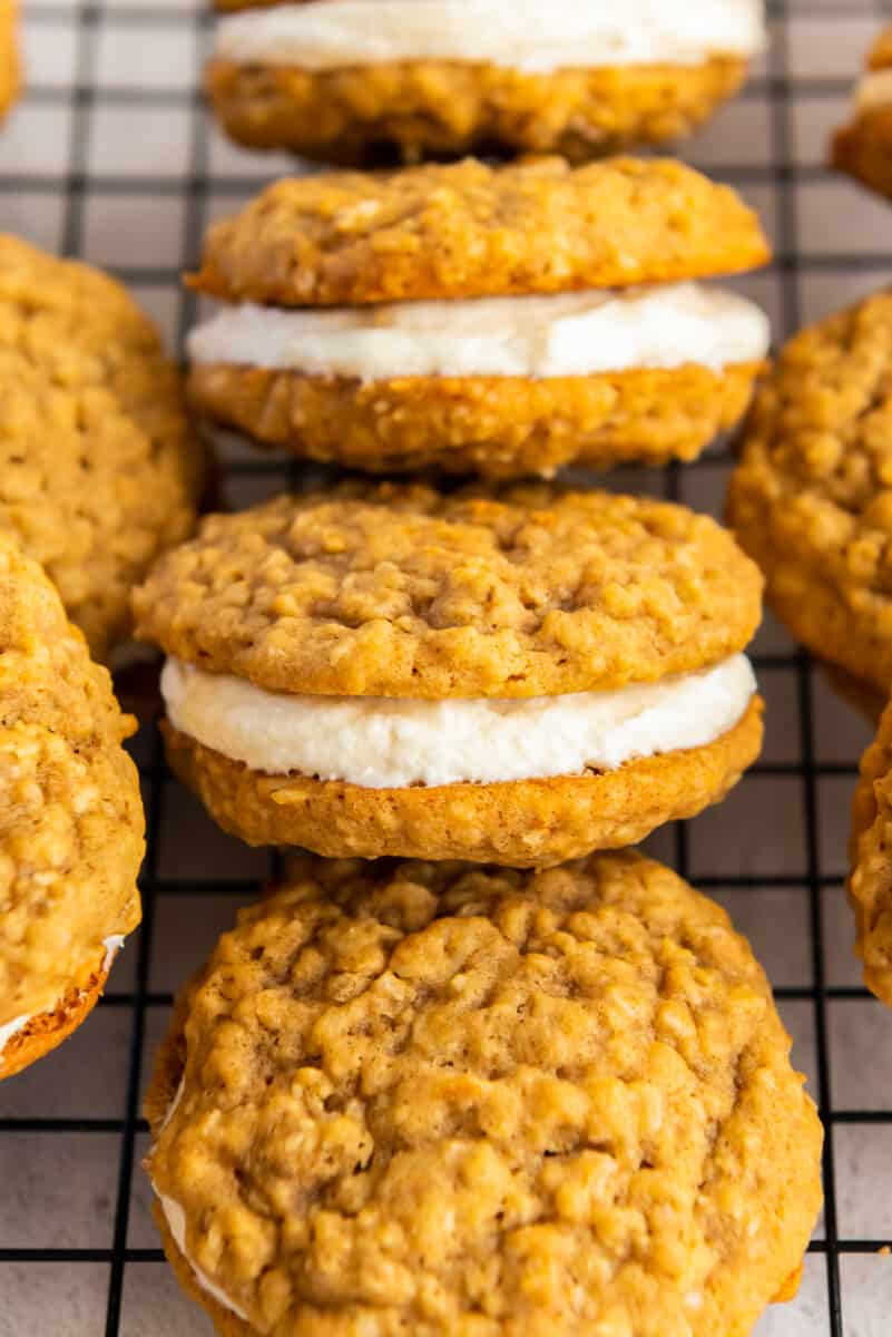 oatmeal cream pies