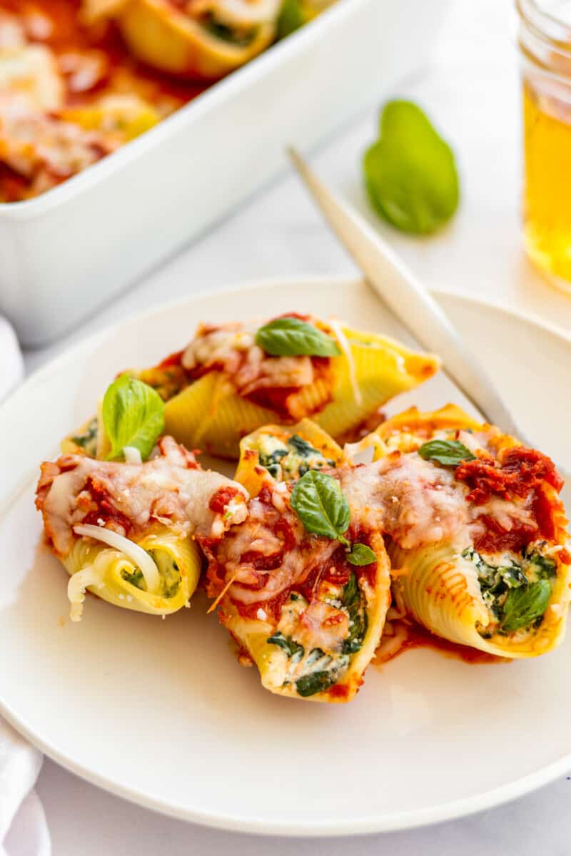 Crockpot Stuffed Shells Recipe - The Cookie Rookie®