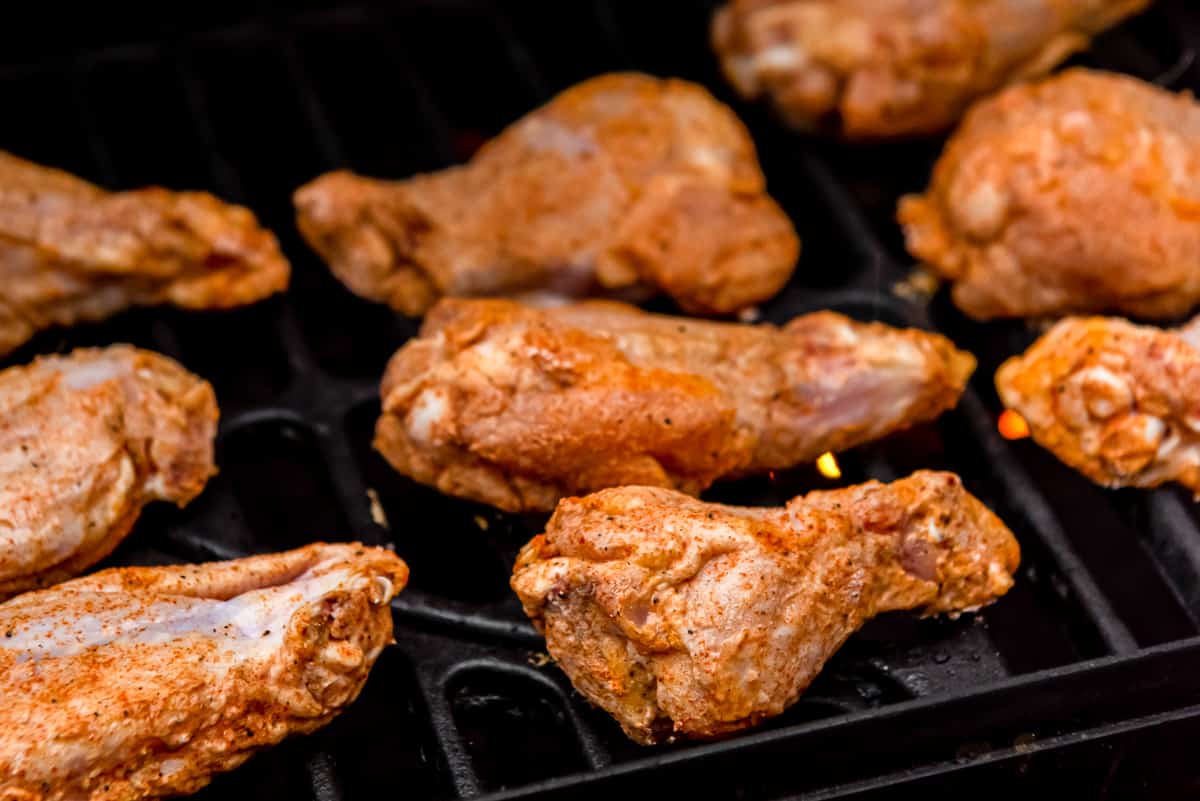 chicken wings on the grill