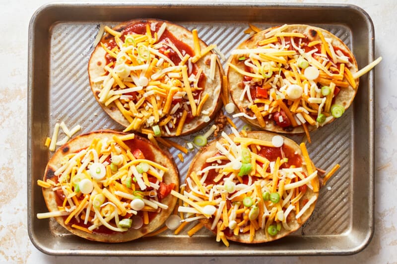 how to make mexican pizzas