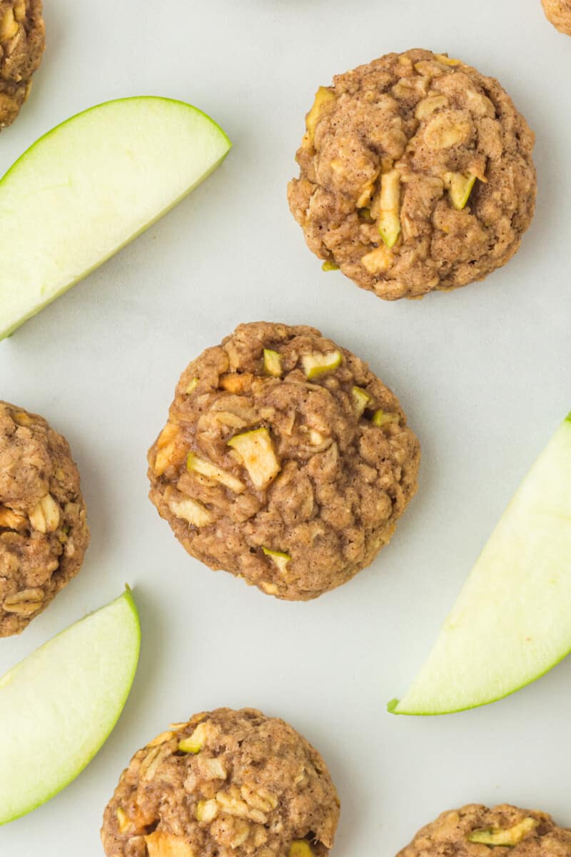 apple cinnamon breakfast cookies