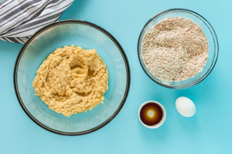 ingredients for chocolate chip breakfast cookies