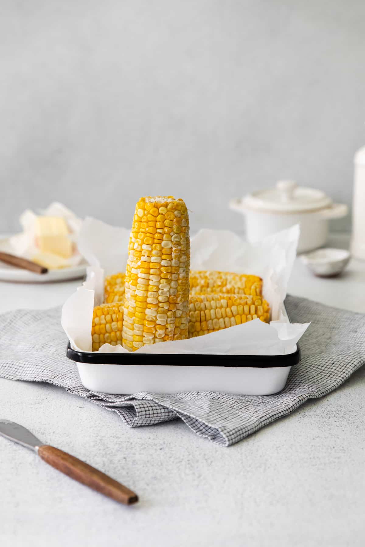corn on the cob on a serving platter