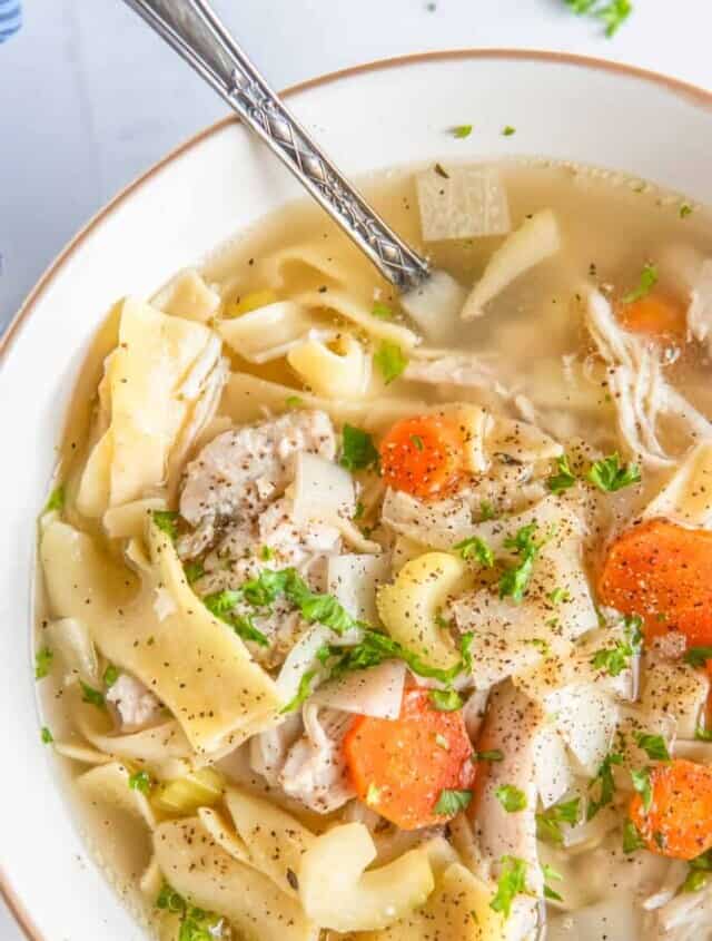 cropped-Featured-crockpot-chicken-noodle-soup-1.jpg