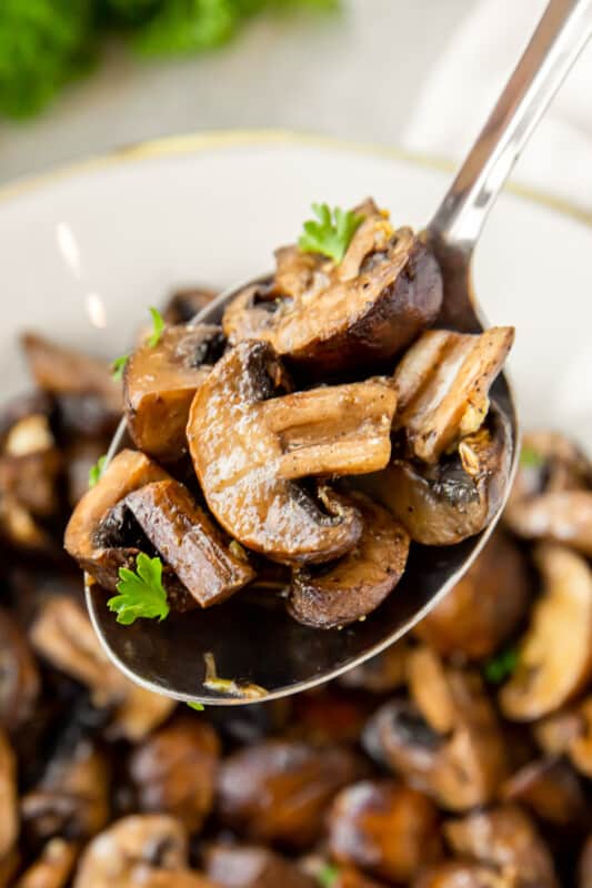 Air Fryer Mushrooms Recipe - The Cookie Rookie®