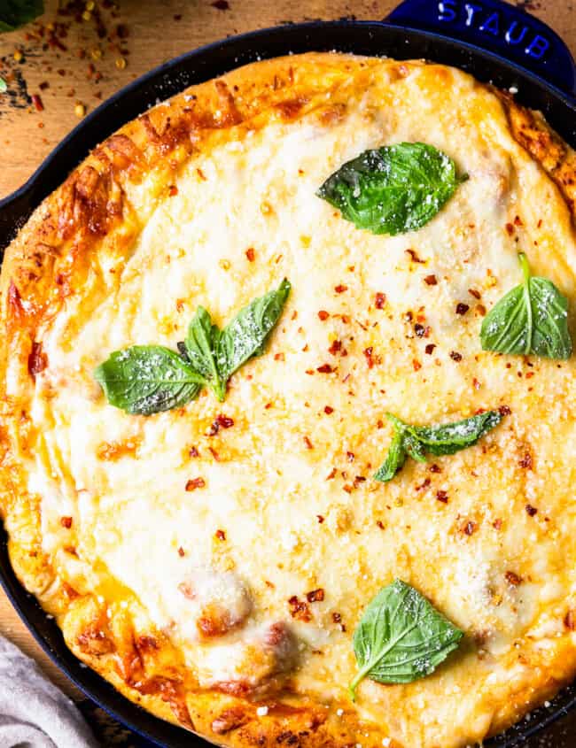 deep dish skillet pizza