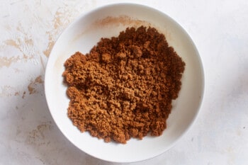 bowl of brown sugar cinnamon