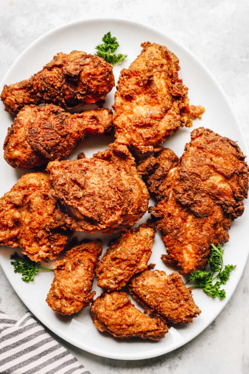 https://www.thecookierookie.com/wp-content/uploads/2022/10/Copycat-Kentucky-Fried-Chicken-3-800x1200.jpg