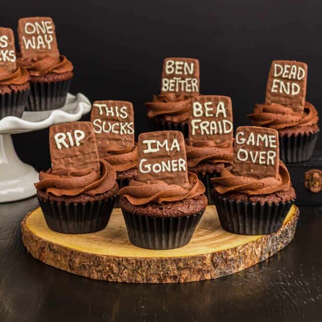 graveyard cupcakes