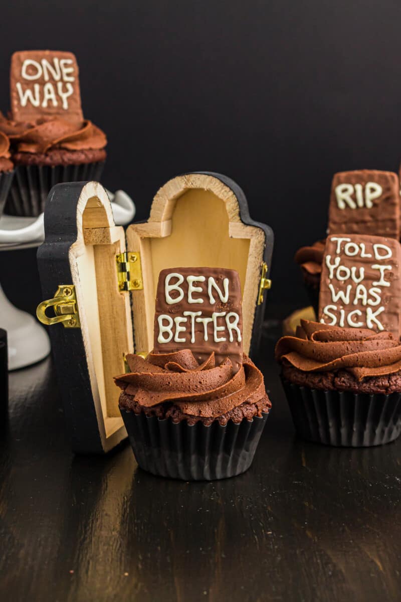 graveyard cupcakes on a halloween tablescape