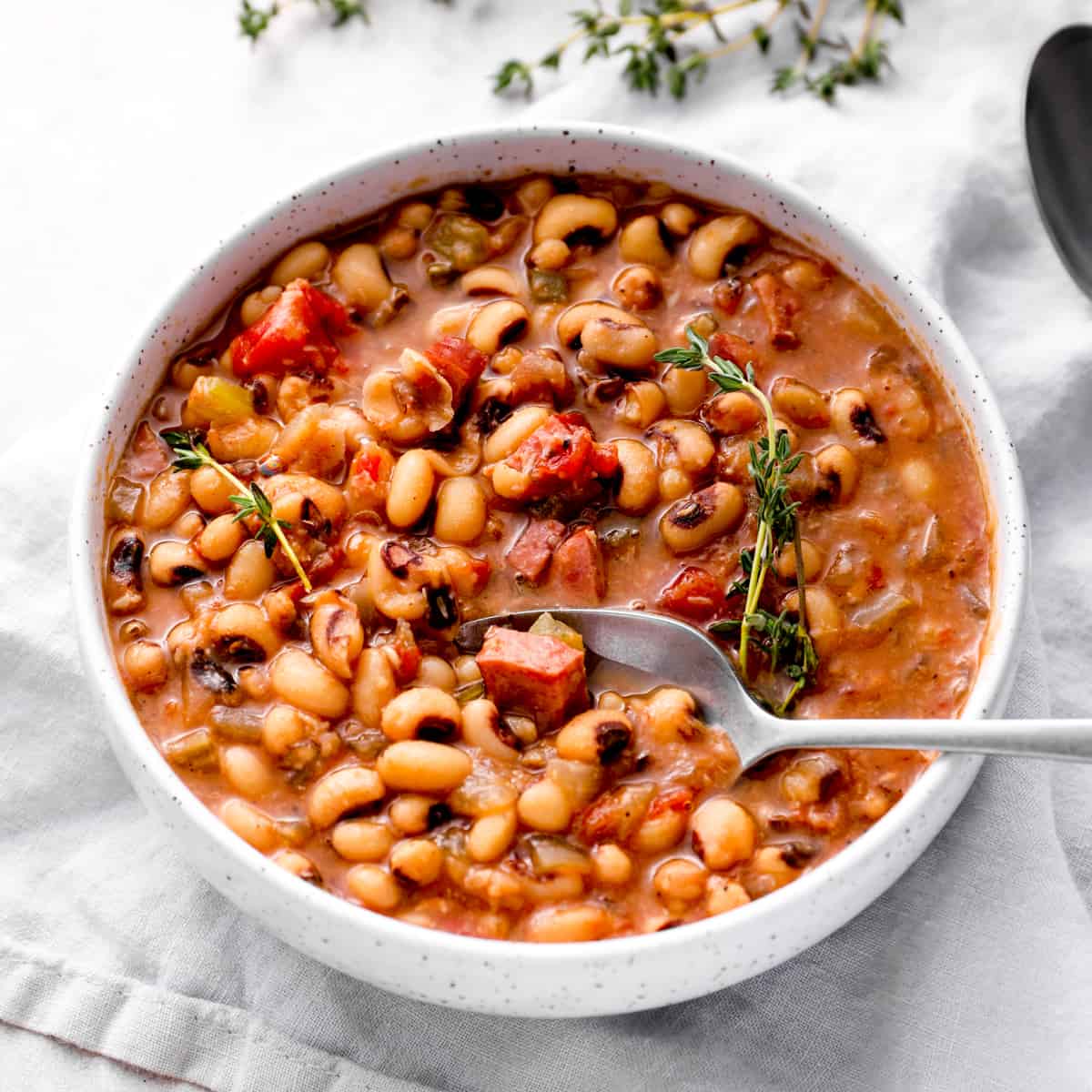 Slow-Cooker Crockpot Black Eyed Peas with Smoked Turkey (No Soak) + {VIDEO}