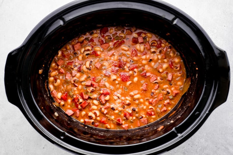 crockpot black eyed peas in a crockpot.