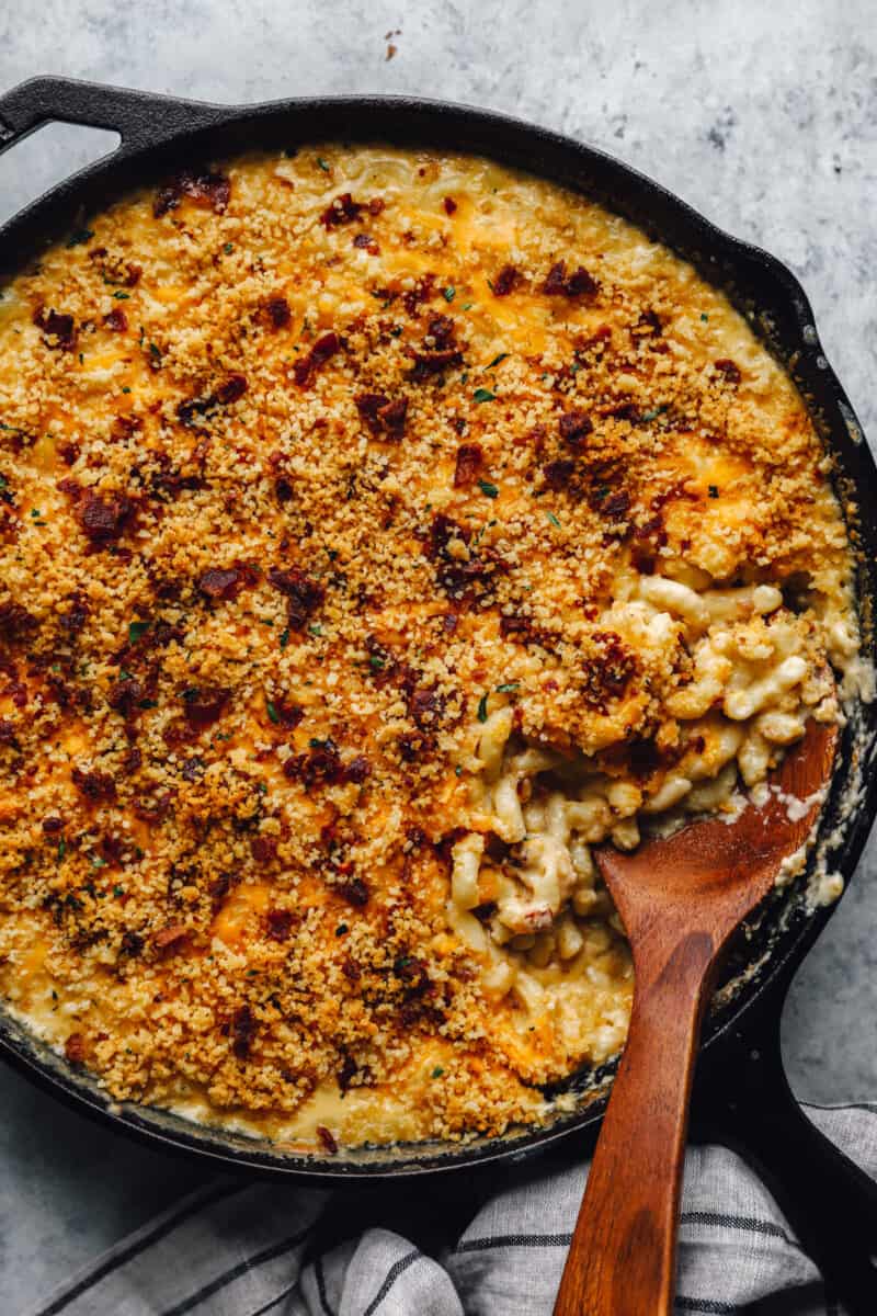 loaded Mac and cheese in cast iron skillet
