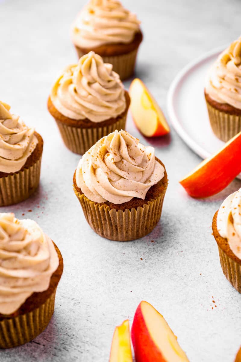 apple cupcakes