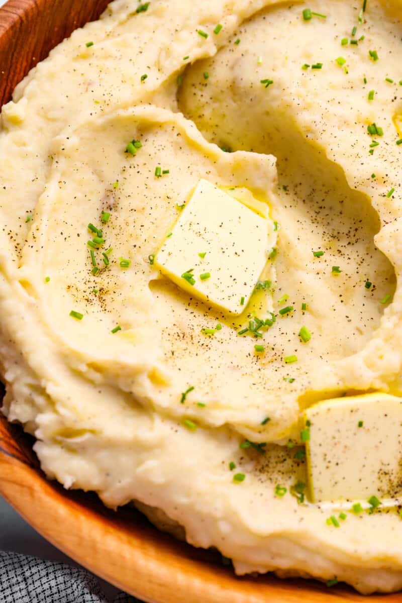 close up on creamy buttery mashed potatoes