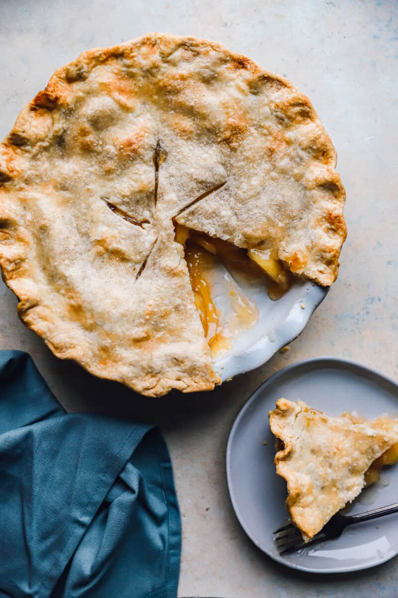 apple pie with homemade pie crust