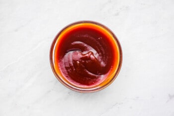 meatloaf glaze in a small bowl