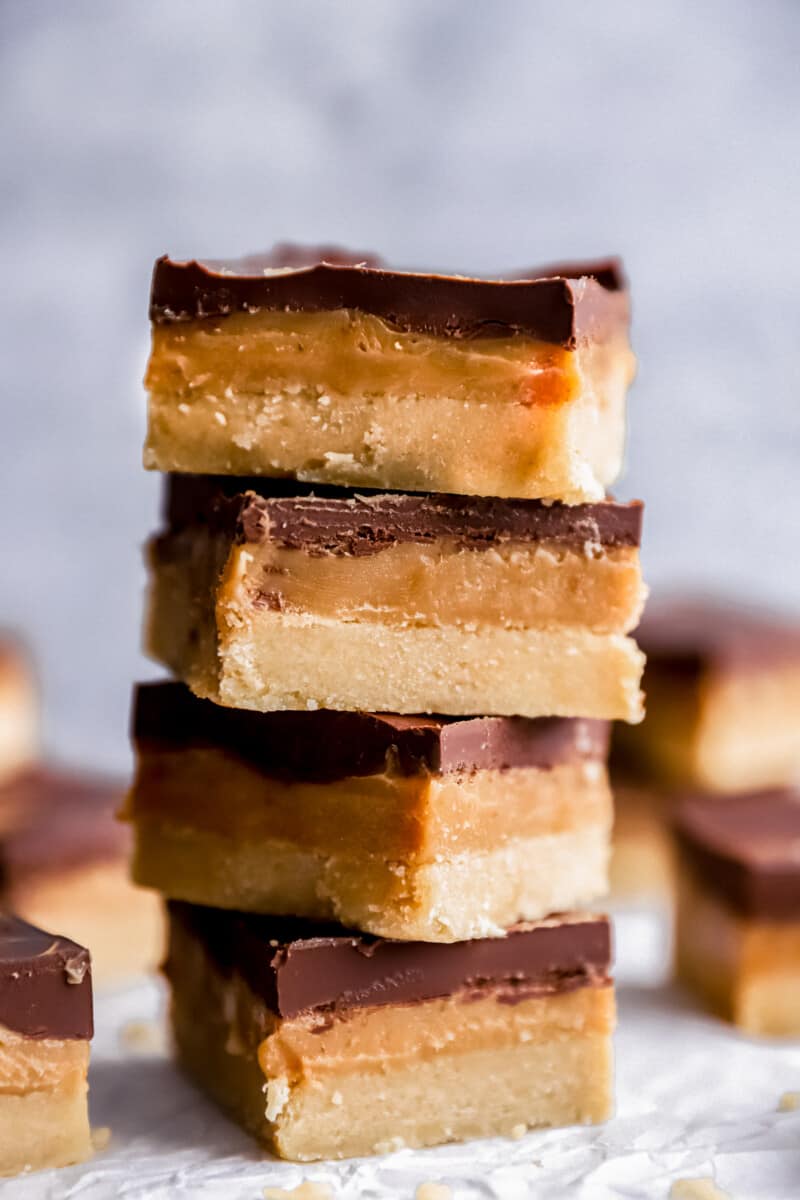 4 stacked millionaire bars.