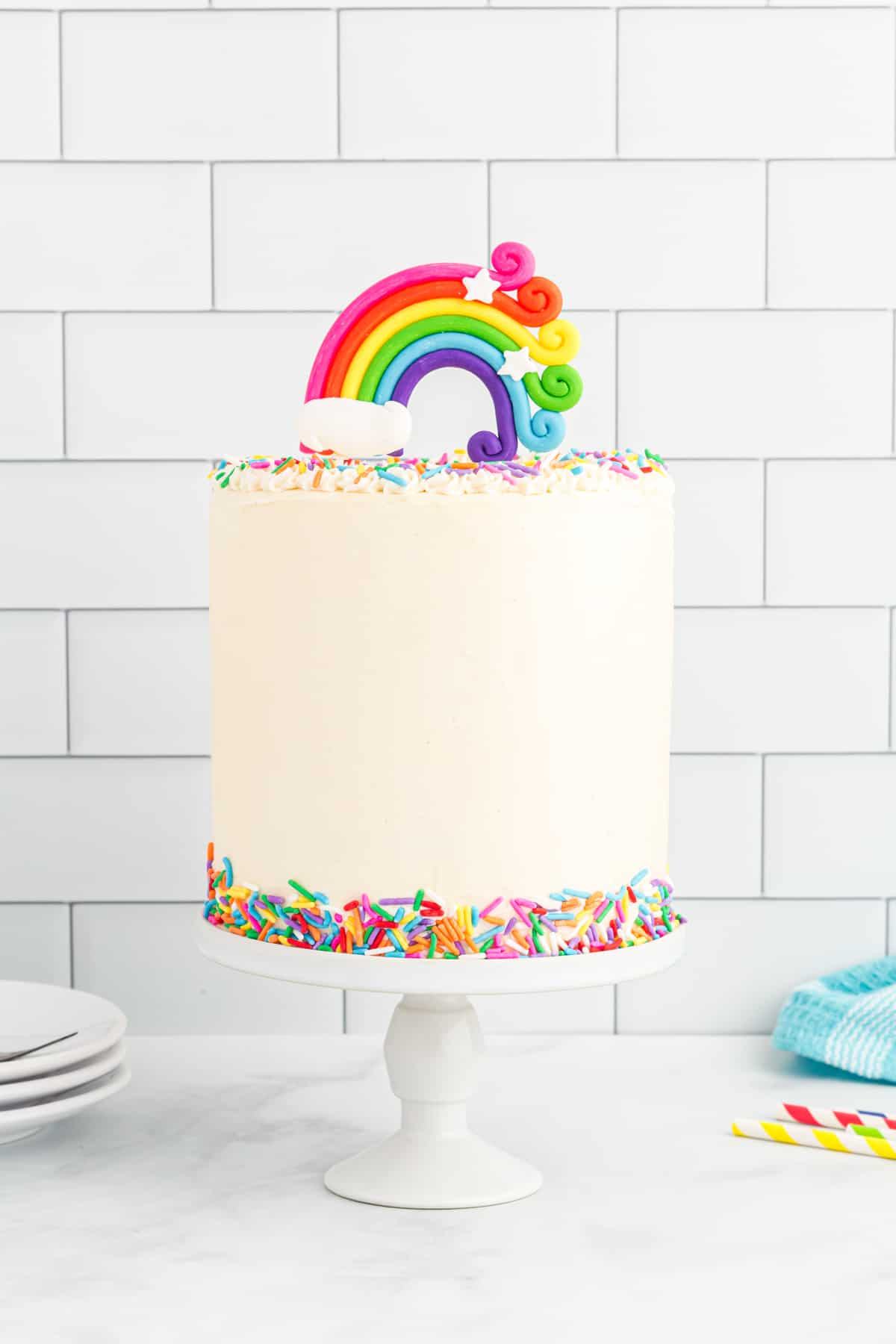 Rainbow Reveal Easy Layers! Cake - Wilton