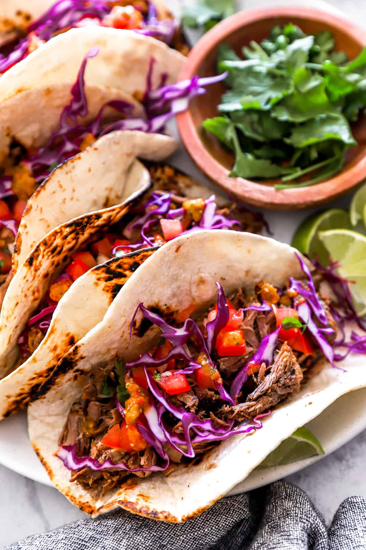 Tacos de Barbacoa (EASY Crock Pot Recipe)