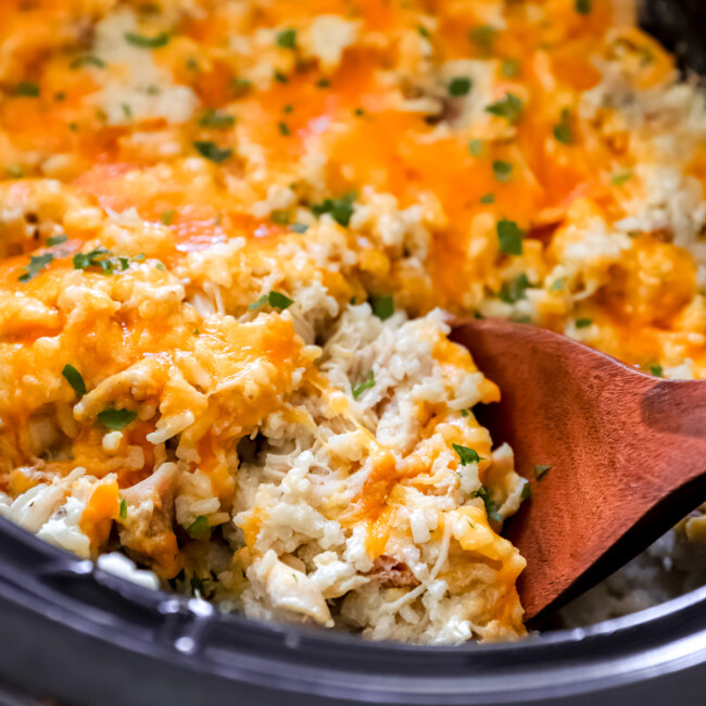 featured crockpot chicken and rice.