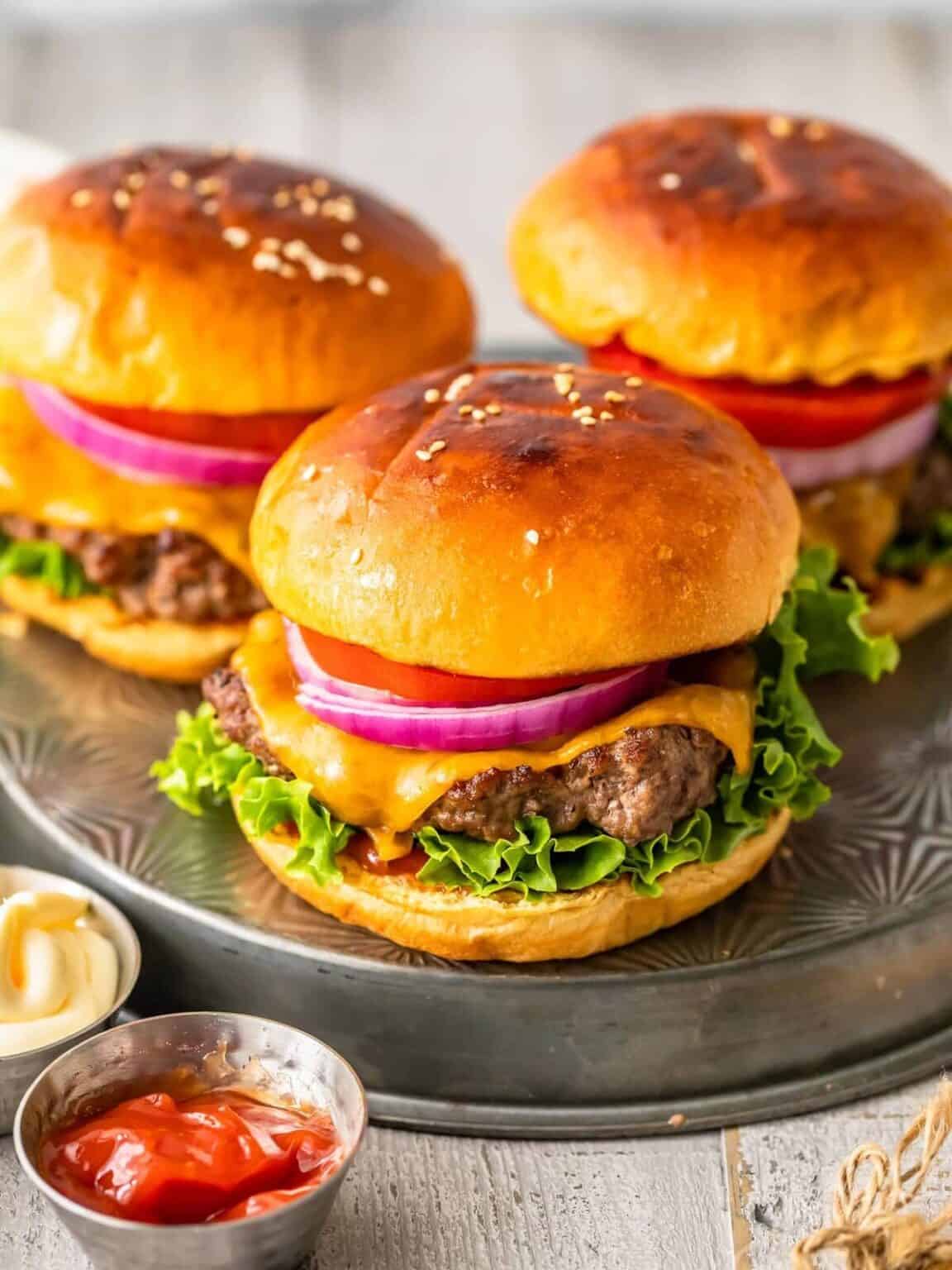 Baked Hamburgers Recipe (How to Cook Burgers in the Oven) (VIDEO!!)