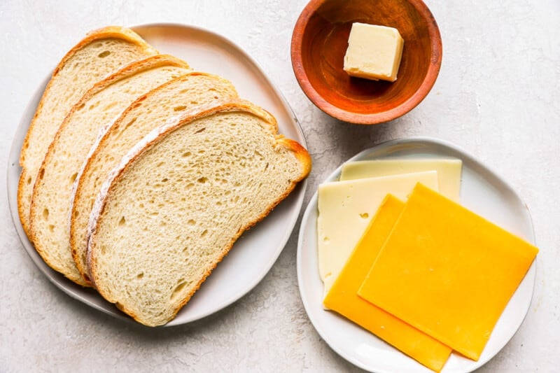 overhead view of ingredients for air fryer grilled cheese.