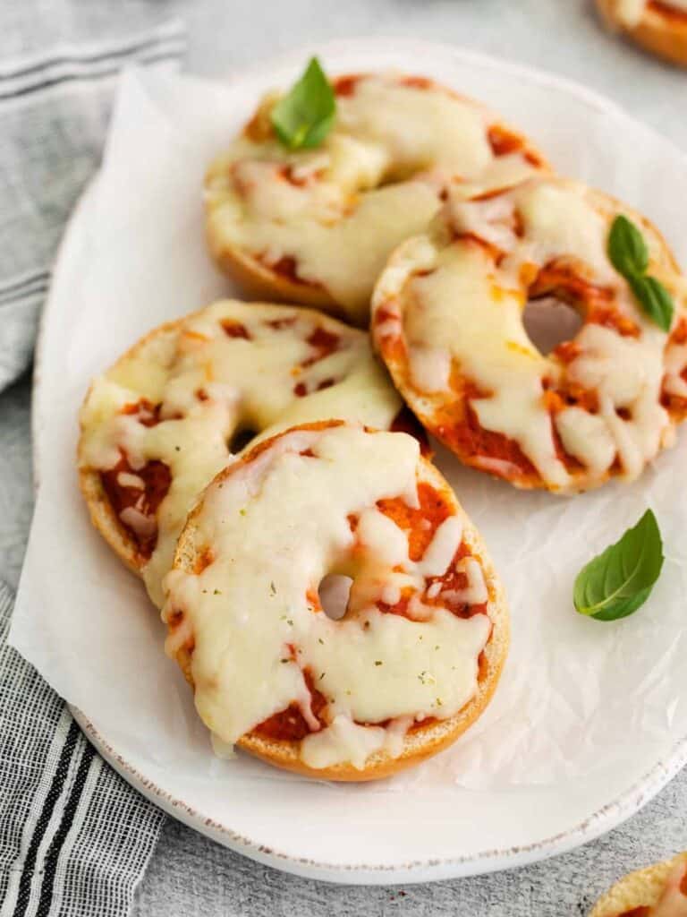 Pizza Bagels Recipe - The Cookie Rookie®