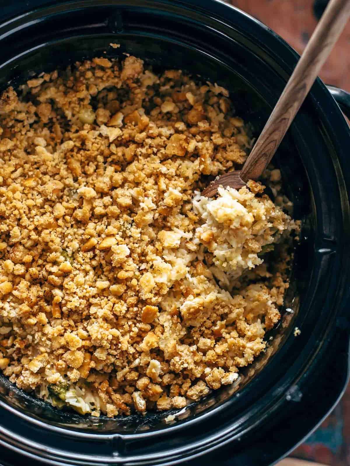 https://www.thecookierookie.com/wp-content/uploads/2023/10/SLOW-COOKER-VELVEETA-BROCCOLI-RICE-CASSEROLE-4-edited.jpg