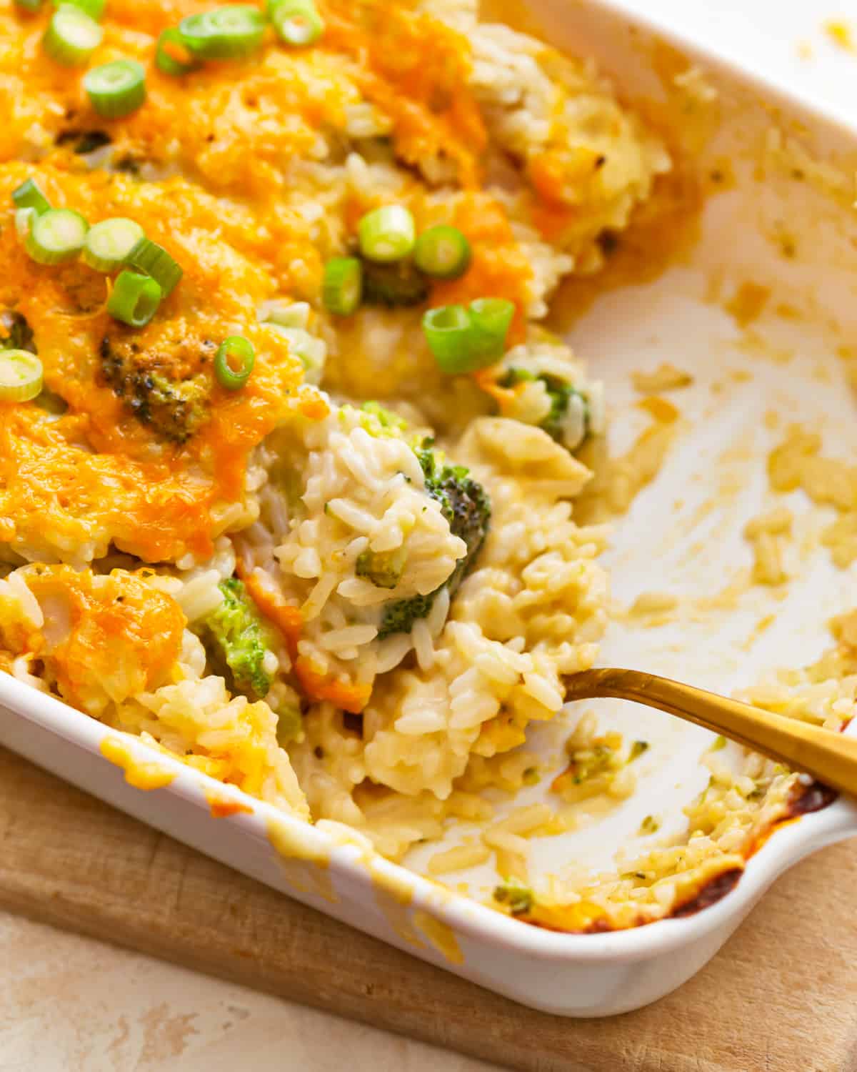 Slow Cooker Cheesy Chicken & Rice Casserole