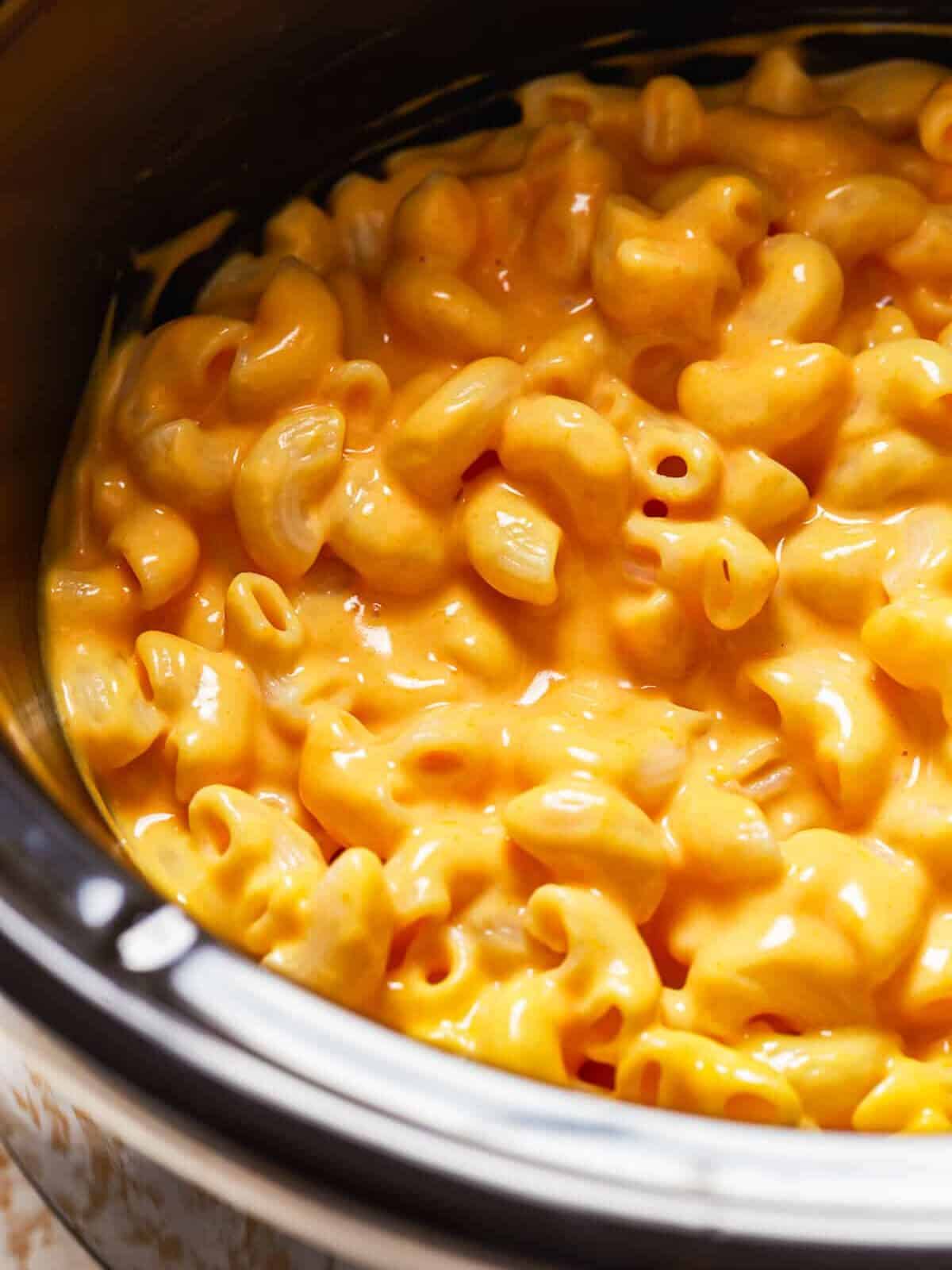 macaroni and cheese in a crockpot.