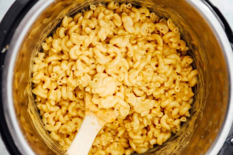 creamy Mac and cheese in an instant pot