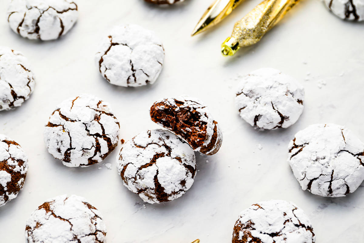 Chocolate cookies with powdered sugar.