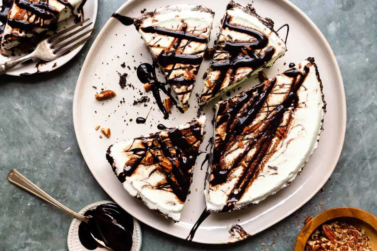 large plate with mint chip ice cream pie cut into slices